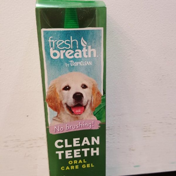 Tropiclean Fresh Breath Clean Teeth Oral Care Gel for Puppies